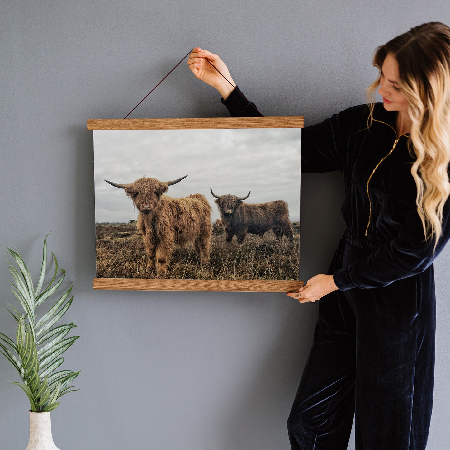 Farmhouse Picture Frame - Hanger Frames